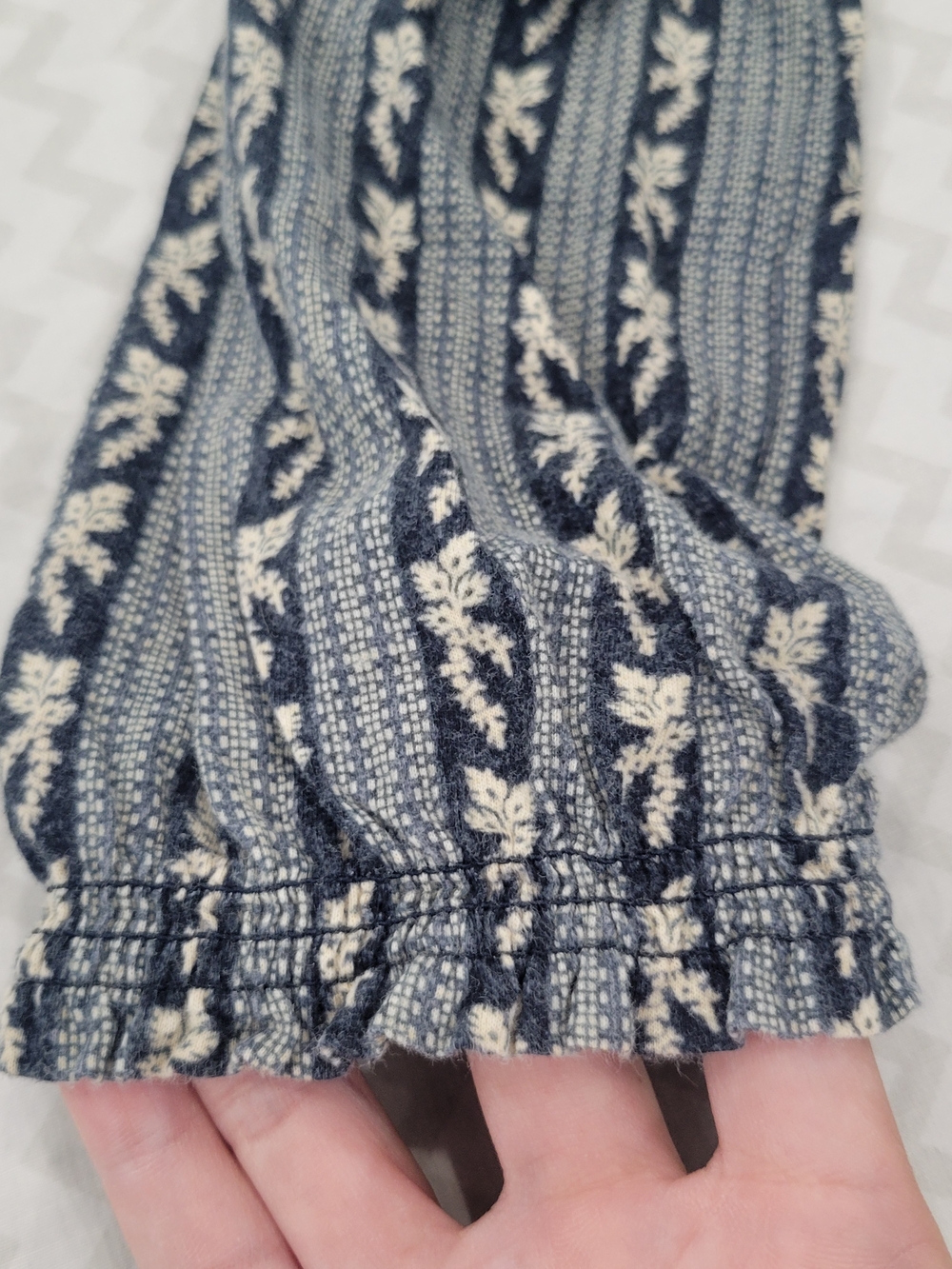 Lauren Ralph Lauren Navy and White Off-Shoulder Peasant Boho - Picture 8 of 9